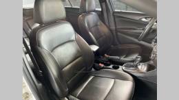 CHEVROLET - CRUZE - 2016/2017 - Branca - R$ 85.900,00