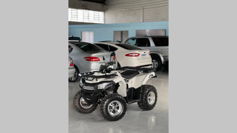 FUN MOTORS - FARMER - 2022/2022 - Branca - R$ 24.900,00