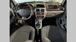 RENAULT - CLIO - 2011/2011 - Vermelha - R$ 23.900,00