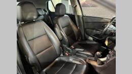 CHEVROLET - TRACKER - 2014/2015 - Cinza - R$ 70.900,00