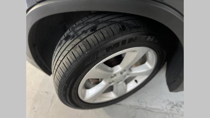 CHEVROLET - TRACKER - 2014/2015 - Cinza - R$ 70.900,00