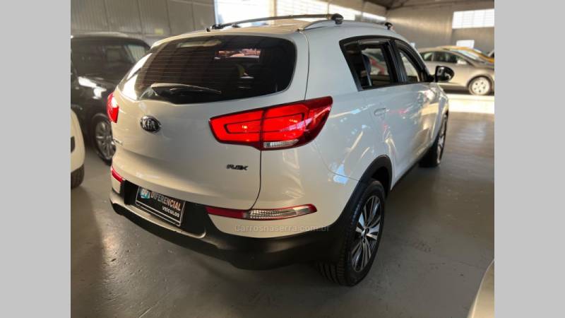 KIA MOTORS - SPORTAGE - 2014/2015 - Branca - R$ 79.900,00