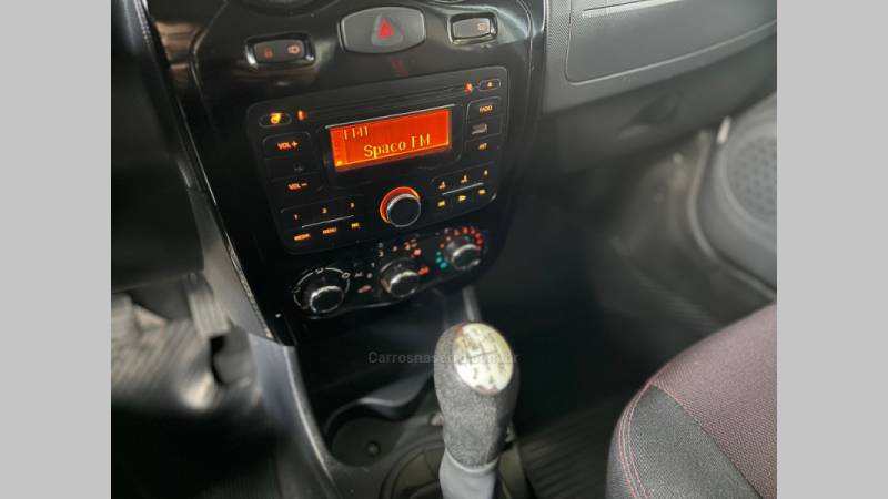 RENAULT - SANDERO - 2013/2013 - Prata - R$ 41.900,00