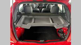 RENAULT - CLIO - 2013/2014 - Vermelha - R$ 29.900,00