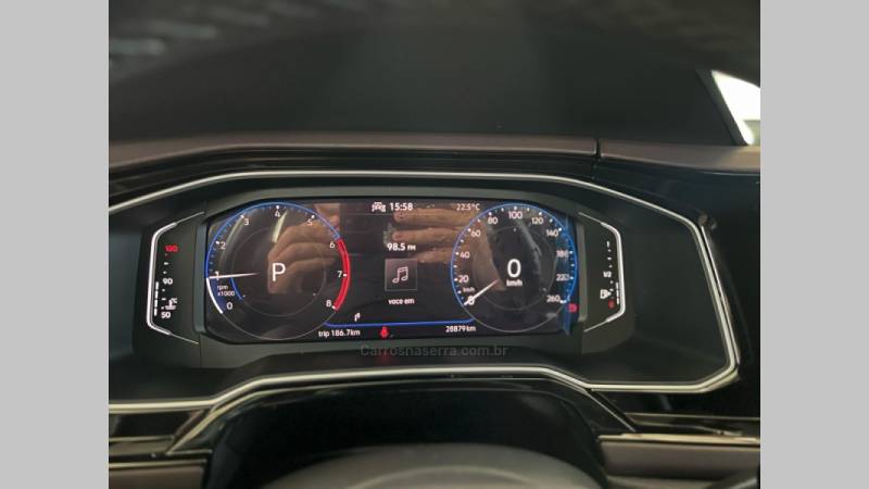 VOLKSWAGEN - VIRTUS - 2023/2023 - Prata - R$ 119.900,00