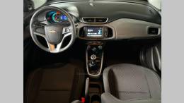 CHEVROLET - ONIX - 2016/2017 - Prata - R$ 55.900,00