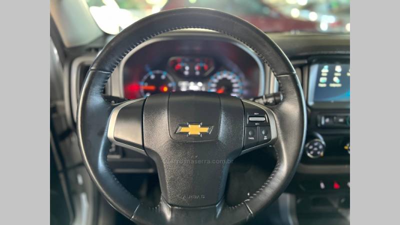 CHEVROLET - S10 - 2019/2019 - Branca - R$ 148.900,00
