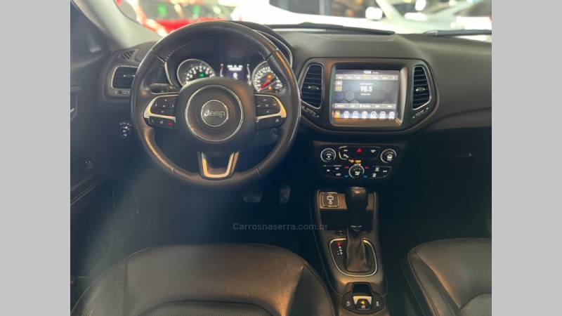 JEEP - COMPASS - 2017/2018 - Branca - R$ 96.900,00