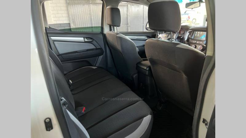 CHEVROLET - S10 - 2019/2019 - Branca - R$ 148.900,00