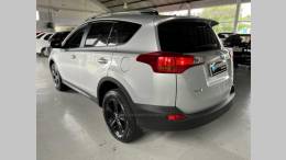 TOYOTA - RAV4 - 2014/2015 - Prata - R$ 94.900,00