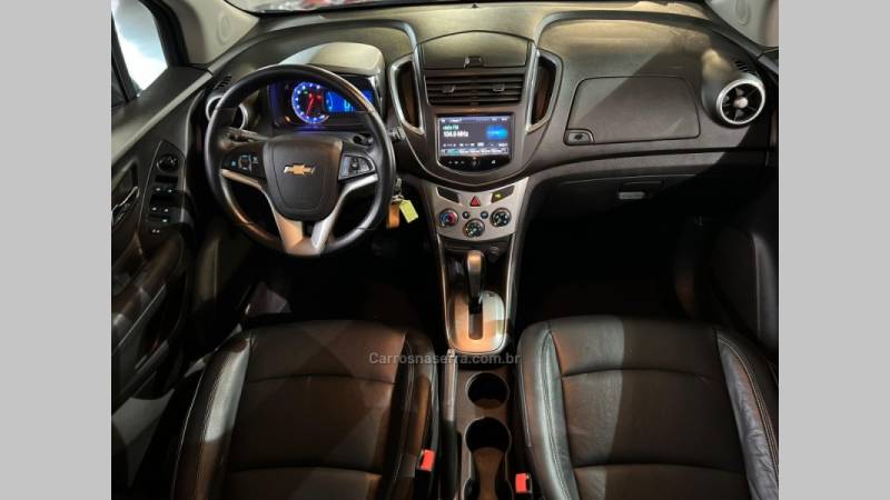 CHEVROLET - TRACKER - 2014/2015 - Cinza - R$ 70.900,00