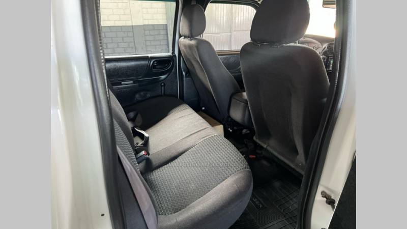 FORD - RANGER - 2011/2011 - Branca - R$ 71.900,00