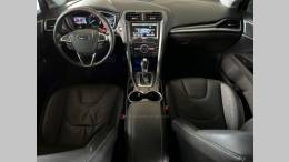 FORD - FUSION - 2015/2016 - Branca - R$ 93.900,00