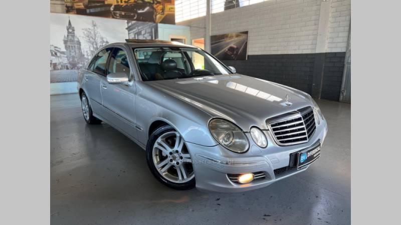 MERCEDES-BENZ - E 350 - 2007/2007 - Prata - R$ 59.900,00