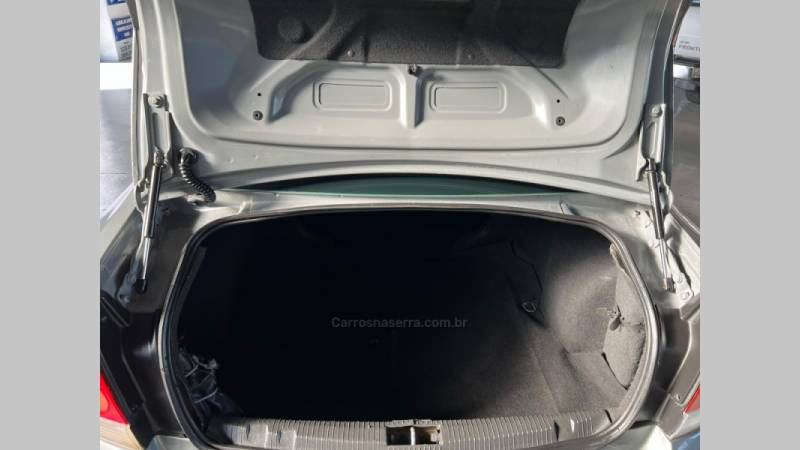 CHEVROLET - VECTRA - 2008/2008 - Cinza - R$ 37.900,00